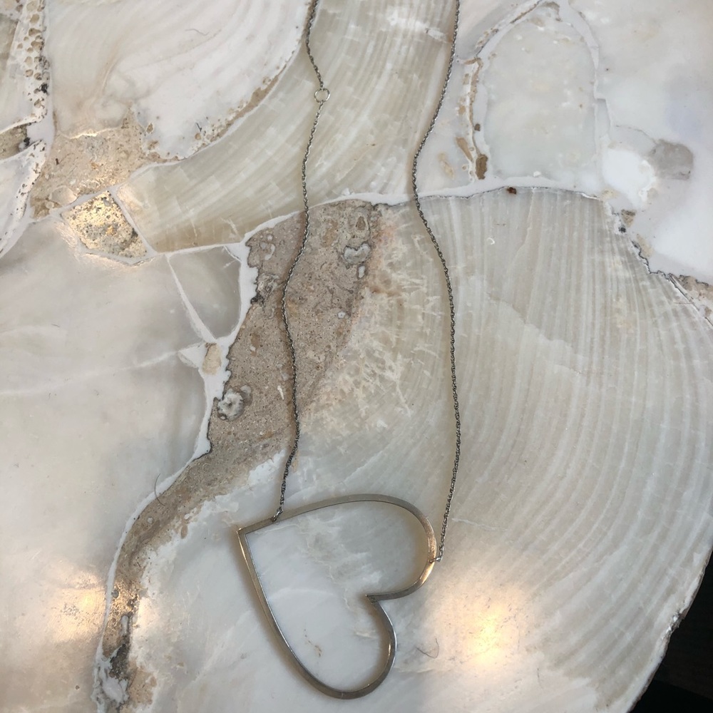 jennifer zeuner heart necklace